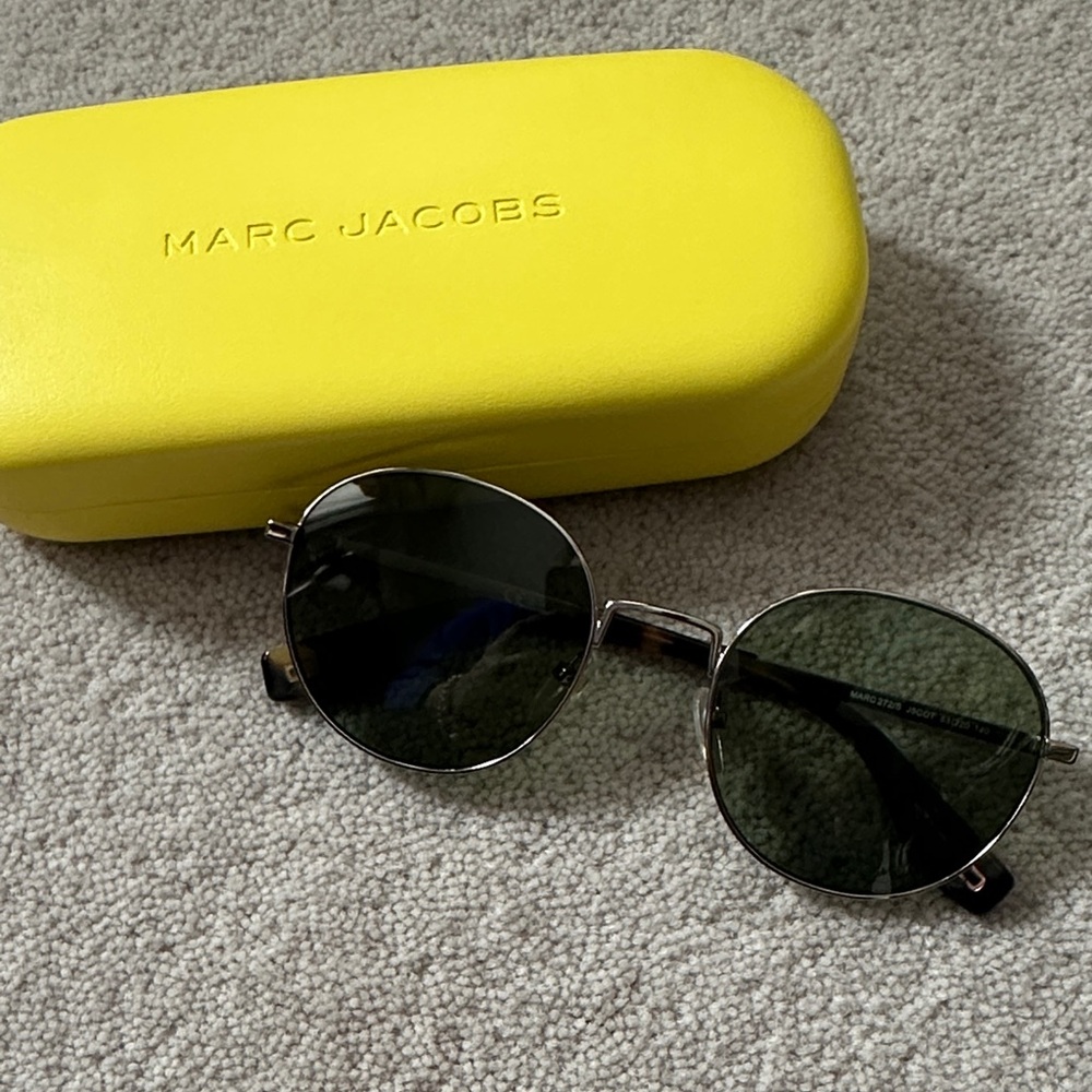 Marc Jacobs Silver Round Metal Sunglasses!
